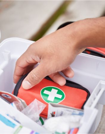 Picture for category First Aid